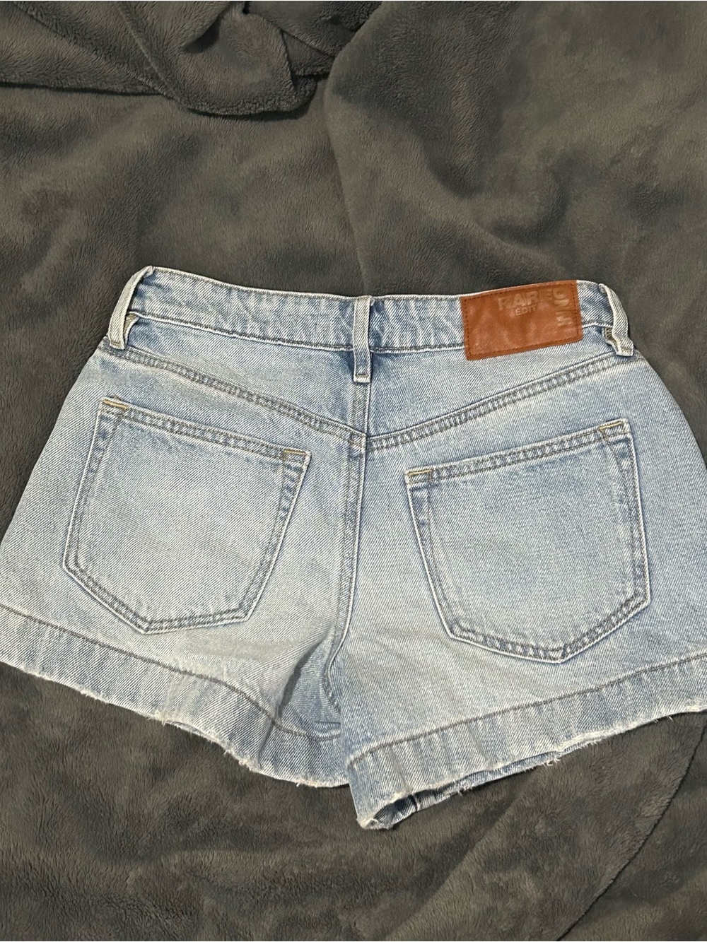 Pacsun - Picture 2 of 4